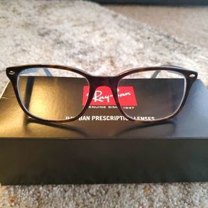 **GREAT DEAL** RAY BAN PRESCRIPTION GLASSES. RB5375 53-18-145. WORN TWICE